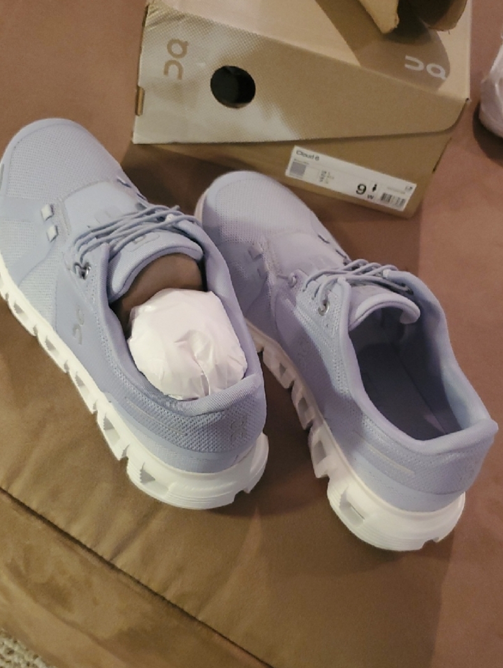 Womens On Cloud 6 Nimbus/White, Size 9 - Picture 8 of 9